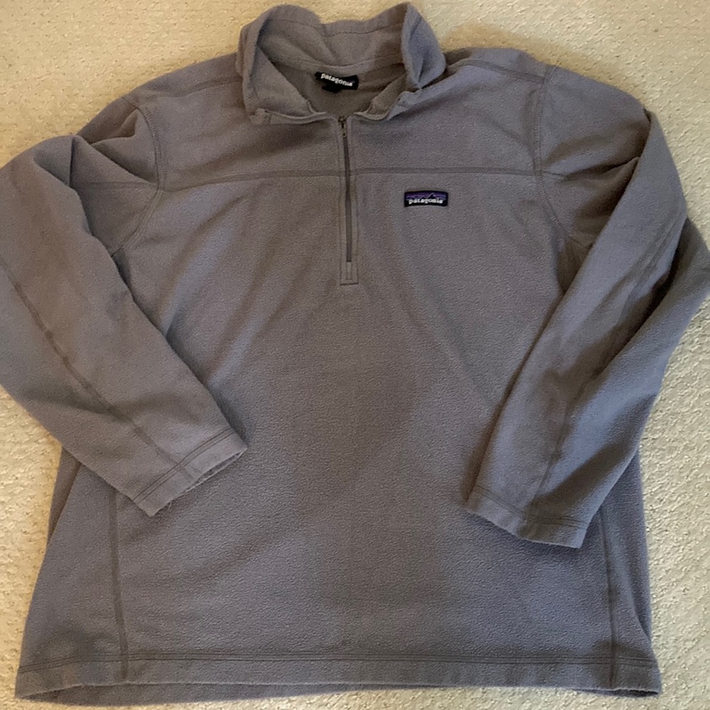 Patagonia gray 1/4 zip fleece.  XXL